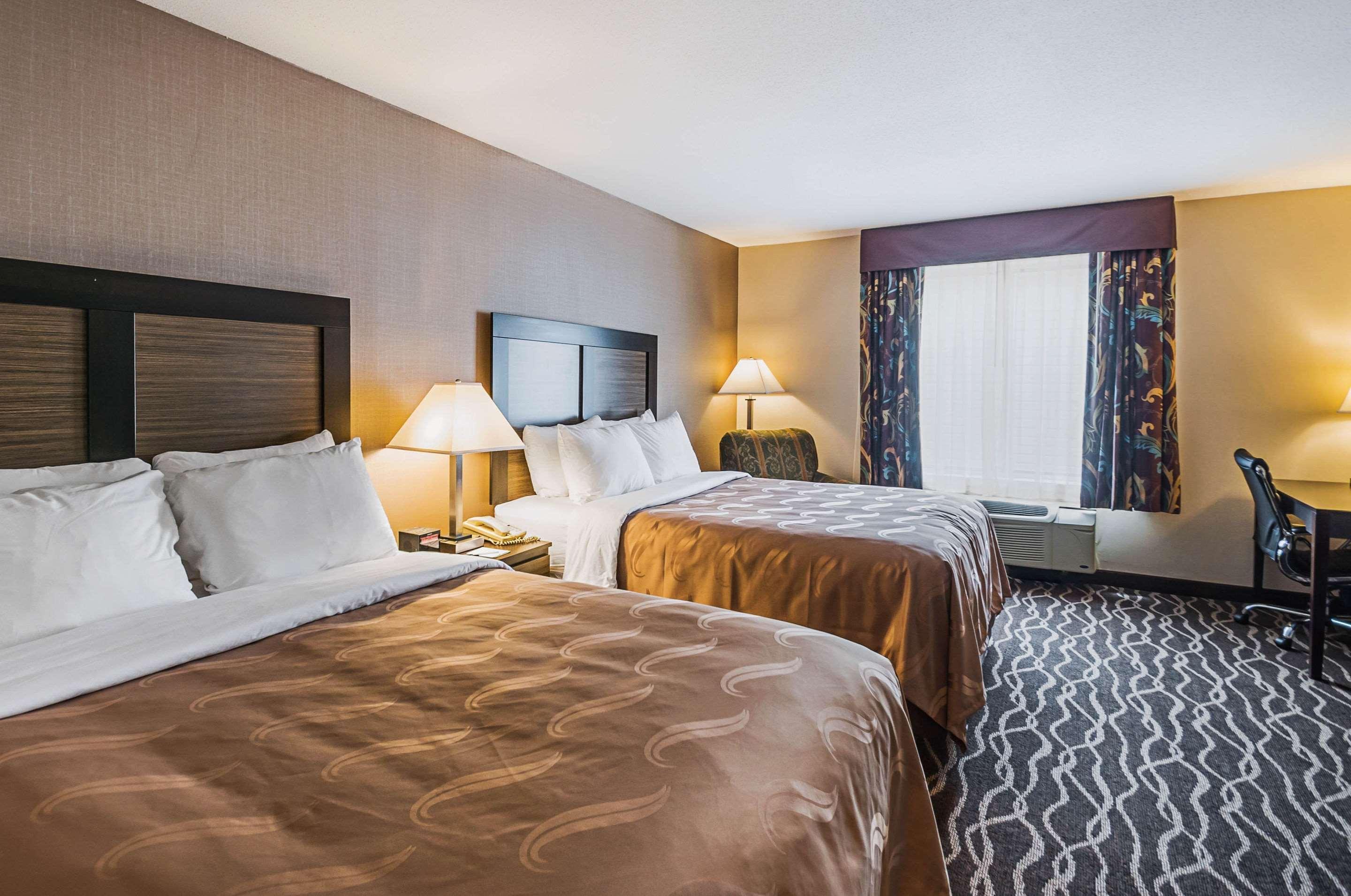 Quality Inn & Suites Frostburg-Cumberland Экстерьер фото